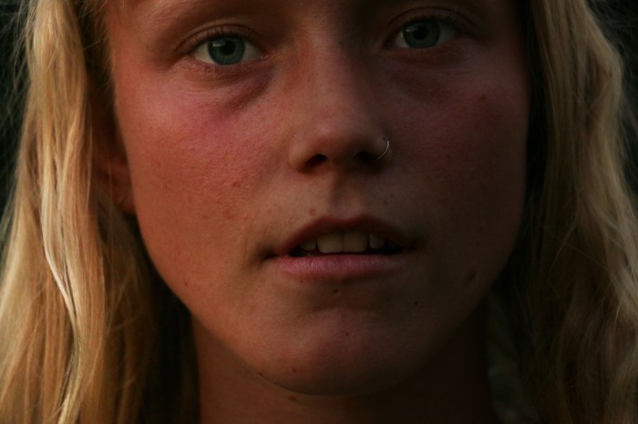 Alice Phoebe Lou - Brain Stage (9th) 1